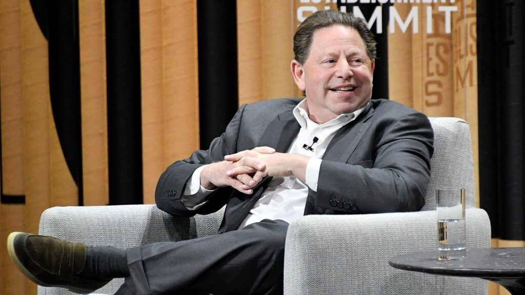 50 nhân viên bị sa thải, CEO của Activision Blizzard nhận ngay 200 triệu USD