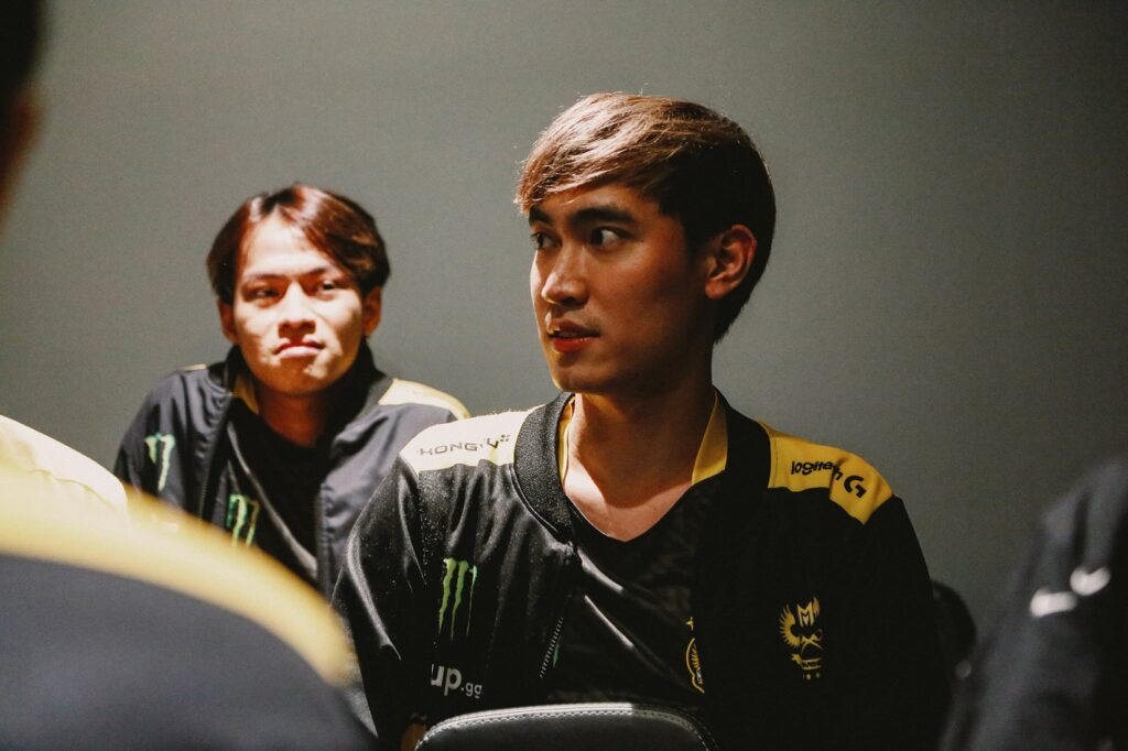 VCS Mùa Xuân 2021 - Playoffs: 'Khánh cô hồn' trở lại, GAM dễ dàng hủy diệt Team Secret