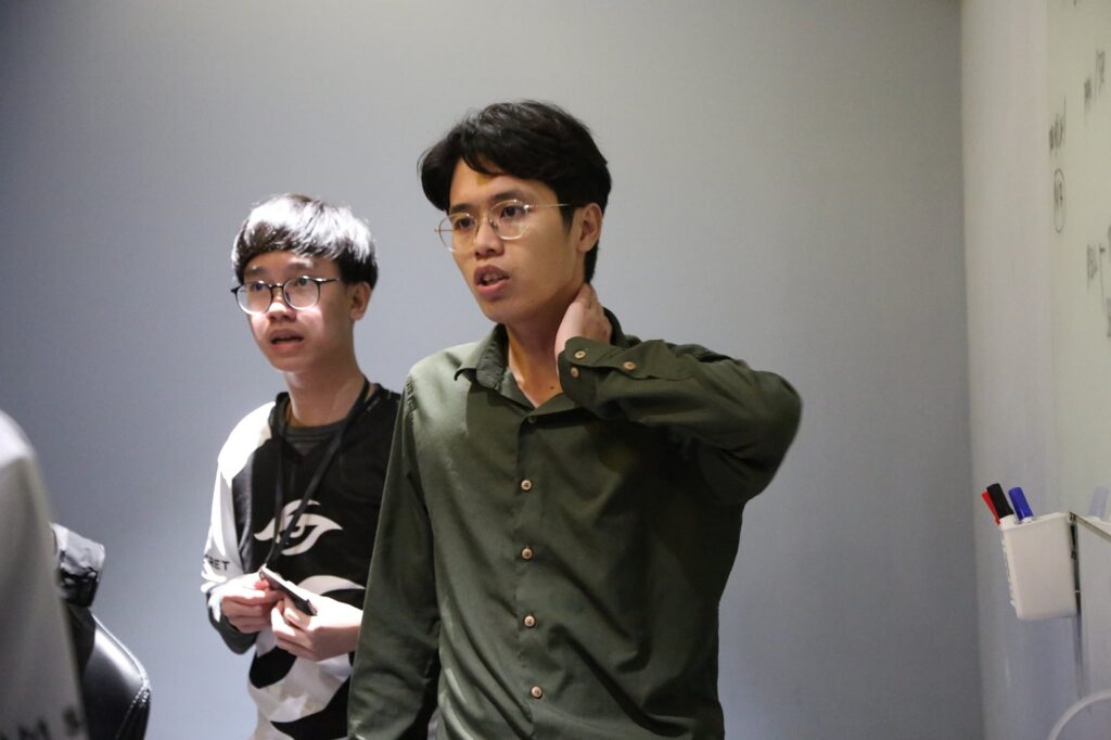 Team Secret chia tay hai thành viên ban huấn luyện sau khi đạt hạng ba VCS Mùa Xuân 2021