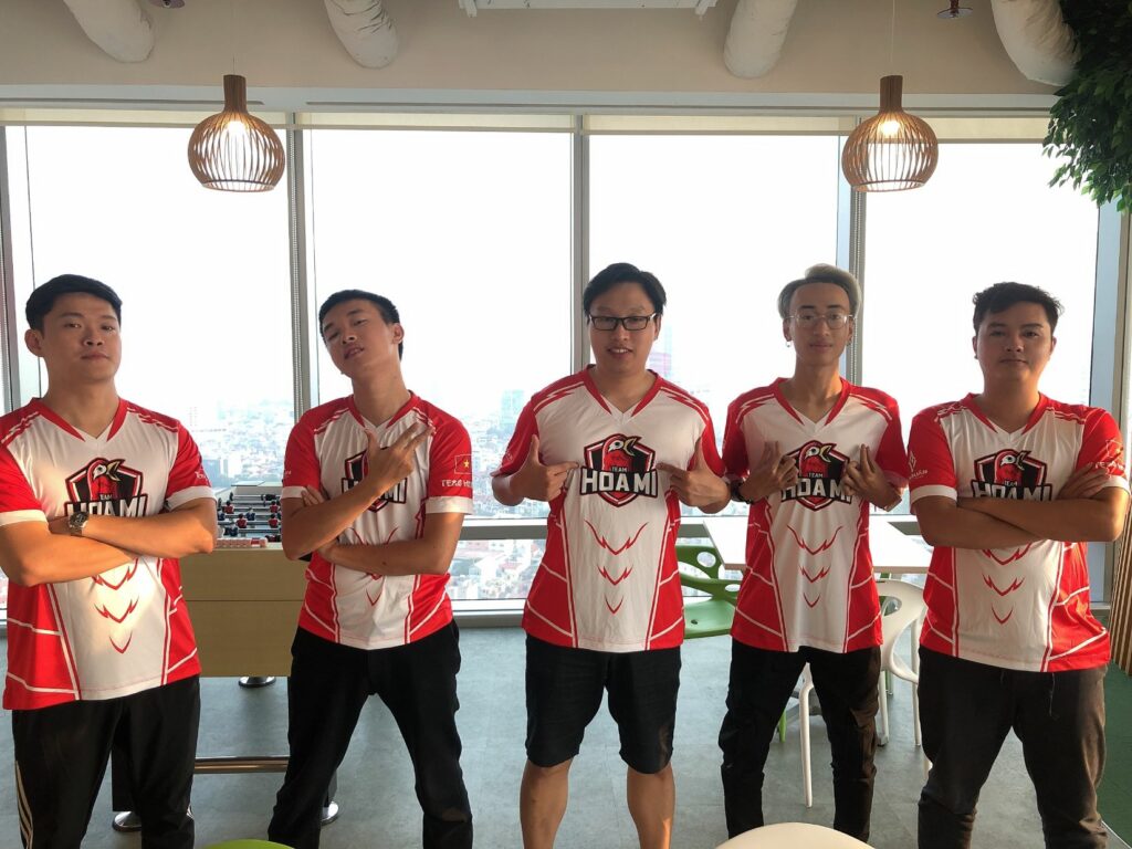 Tinder giúp gắn kết những người có chung niềm đam mê Esports như thế nào?