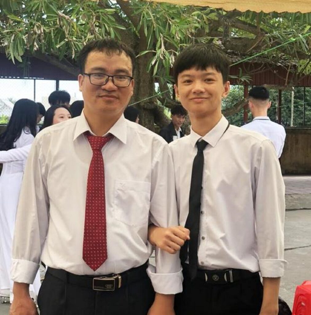 Chàng trai 'con nhà người ta' vừa thủ khoa khối A toàn quốc 2021 vừa đạt mức rank khủng tại Liên Quân Mobile