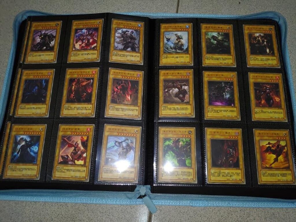 Chàng game thủ khoe bộ sưu tập bài magic cực kỳ công phu về các tướng LMHT Bài Magic LMHT