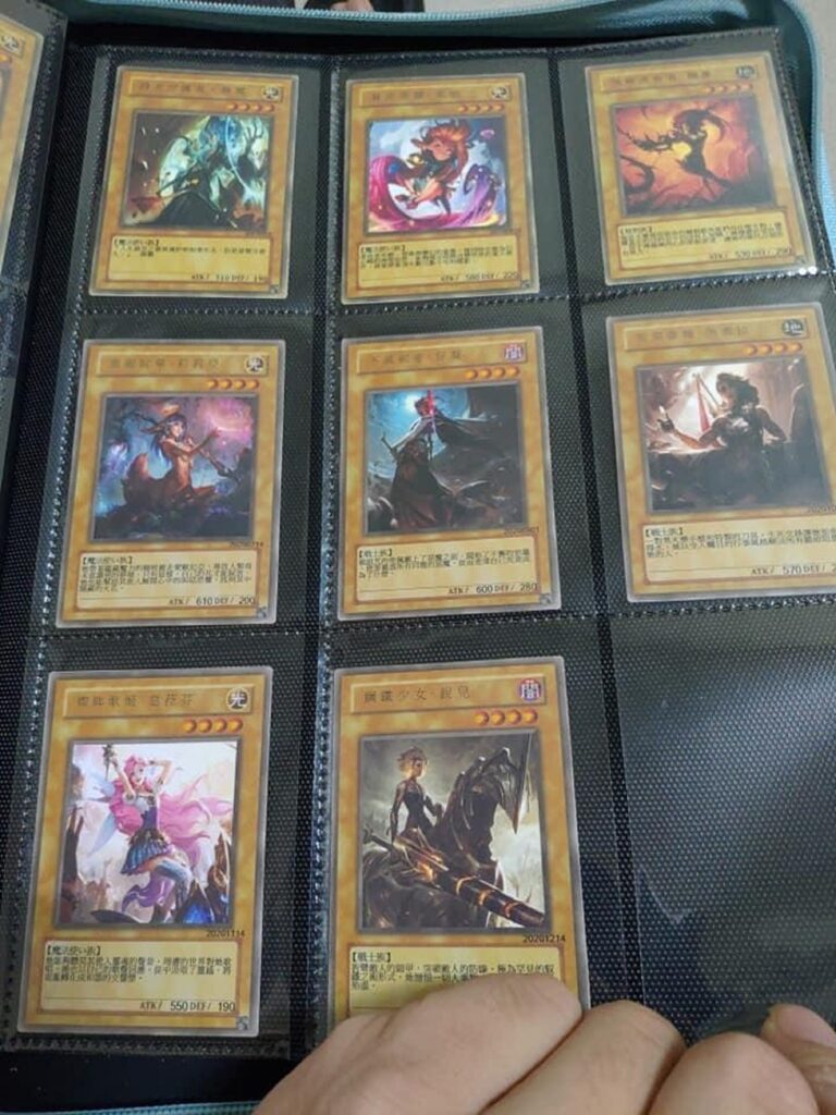 Chàng game thủ khoe bộ sưu tập bài magic cực kỳ công phu về các tướng LMHT Bài Magic LMHT
