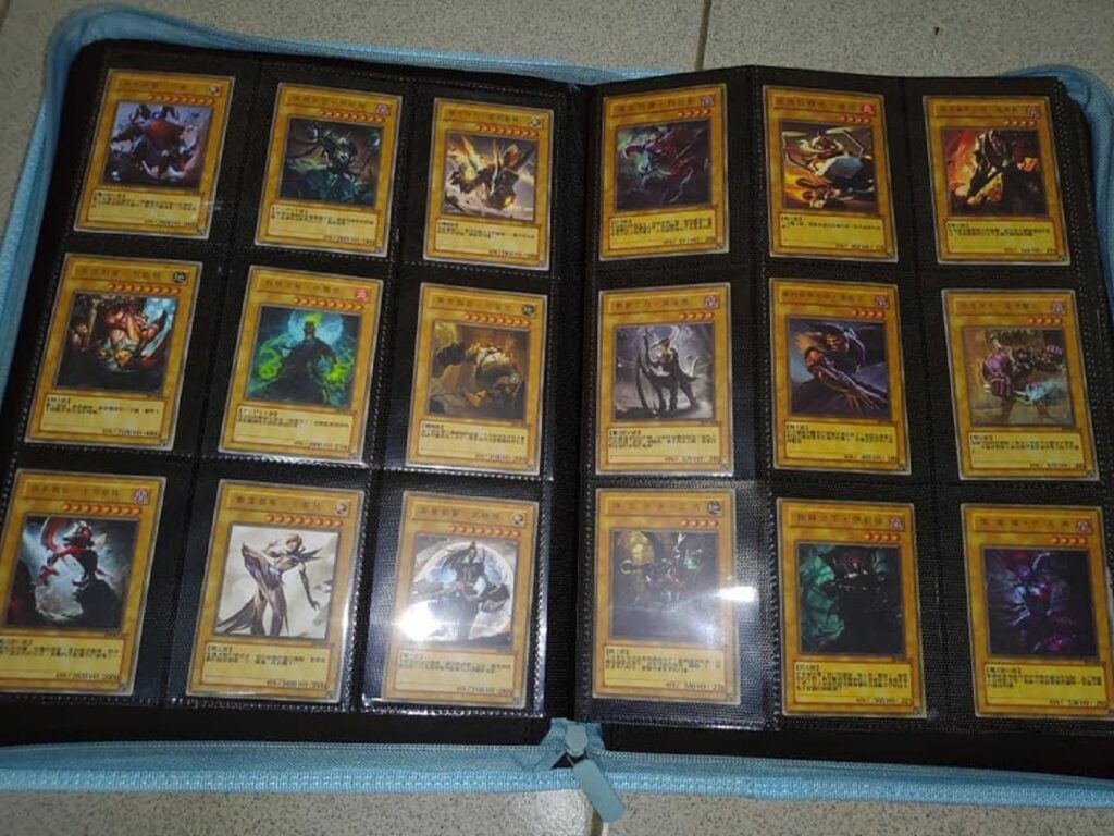 Chàng game thủ khoe bộ sưu tập bài magic cực kỳ công phu về các tướng LMHT Bài Magic LMHT