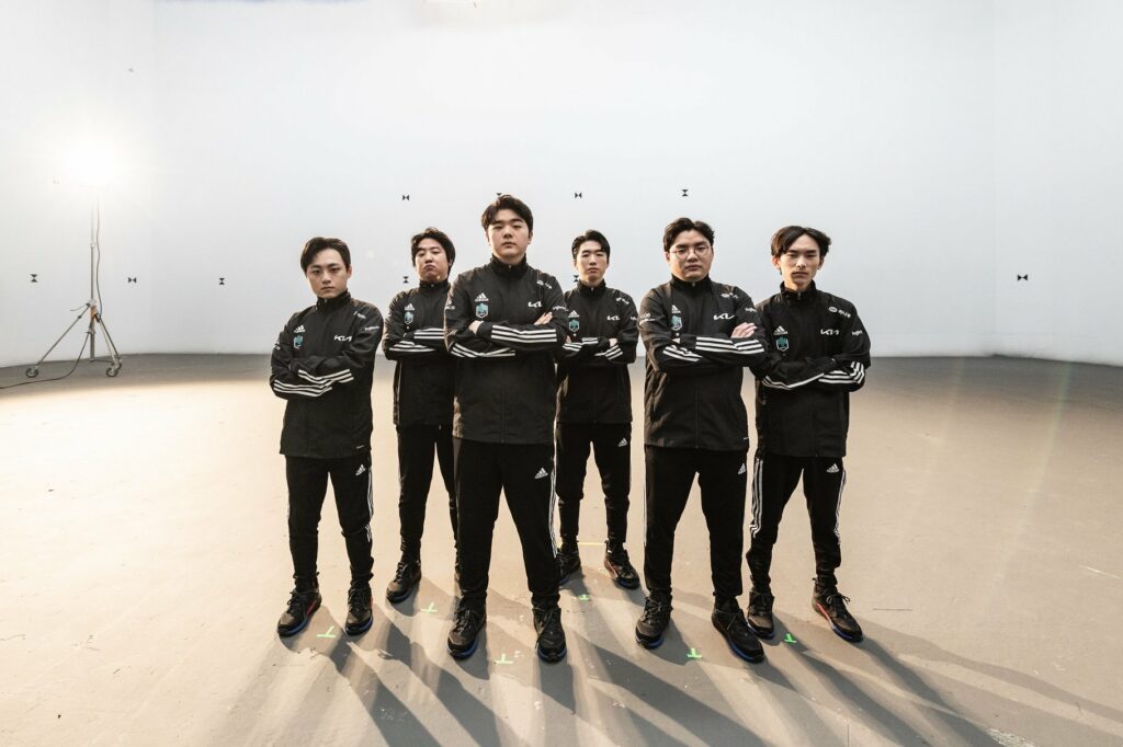 Chung kết LCK Mùa Hè 2021: T1 ngậm ngùi nhìn DWG KIA có chức vô địch thứ 3 liên tiếp tại LCK LCK Mùa Hè 2021