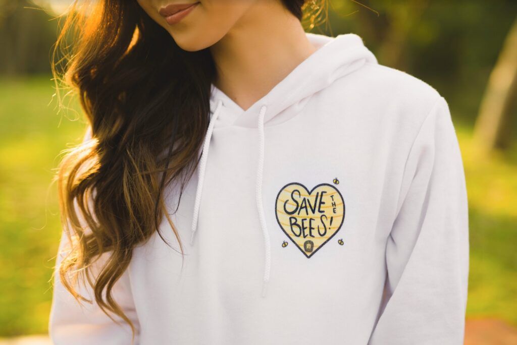 League of Legends, FlyQuest, BeeQuest, Save the Bees print, 2021 spring